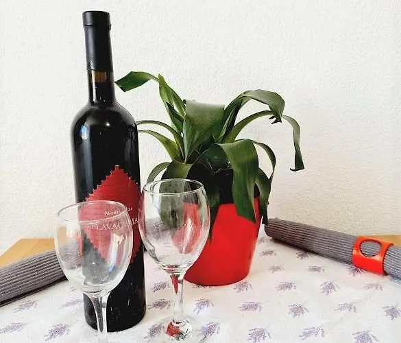 Waterfront Overlooking The Old